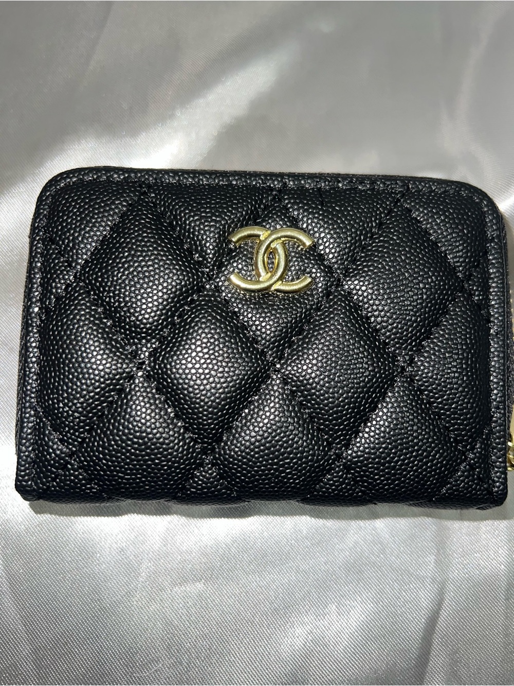 Black Quilted Caviar Leather Zip Card Case with Gold CC